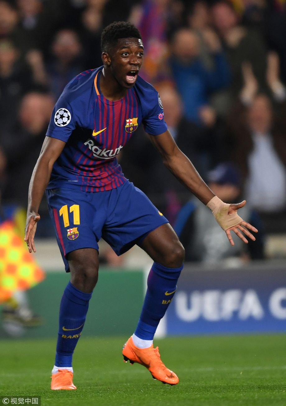 巴萨重伤倒地，切尔西全队围拢祈祷，场面感人的简单介绍-乐动体育APP下载